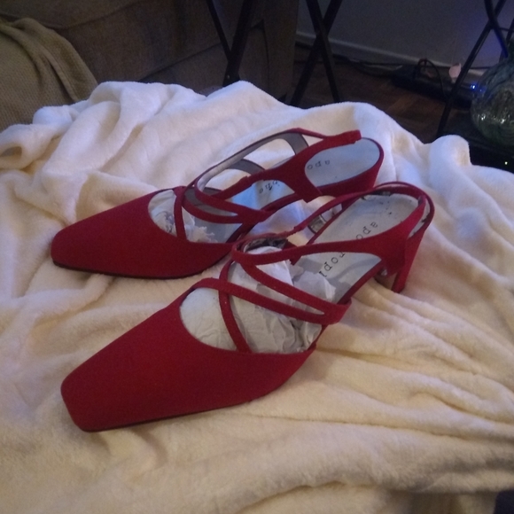 Apostrophe Shoes - apostrophe Red High Heels